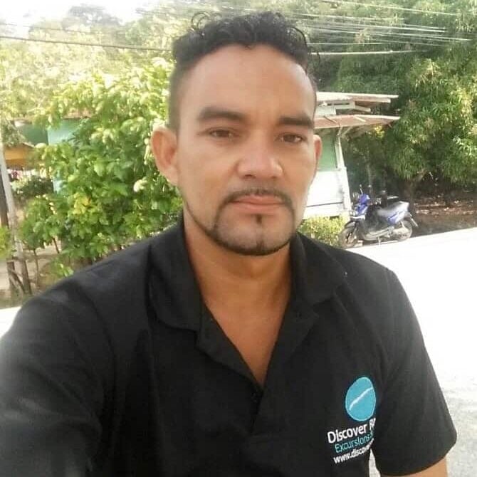 Discover Roatan Tour Guide