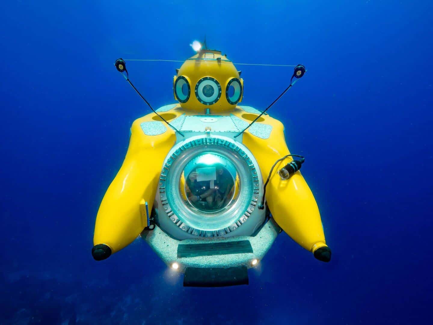 submarine underwater tours