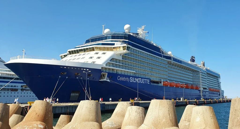 Celebrity Silhouette Port of Roatan