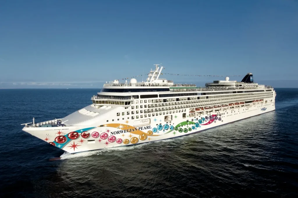 Norwegian Pearl Port of Roatan
