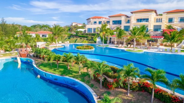 Pristine Bay Beach Club Roatan